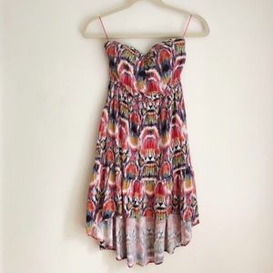 Light and flowy strapless dress